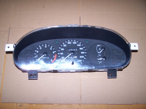 Kombiinstrument mazda 323c - kombiinstrument, ba